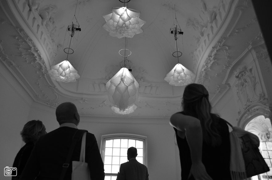 silk-flower-light-kinetic-sculpture-shylight-studio-drift-rijksmuseum-3